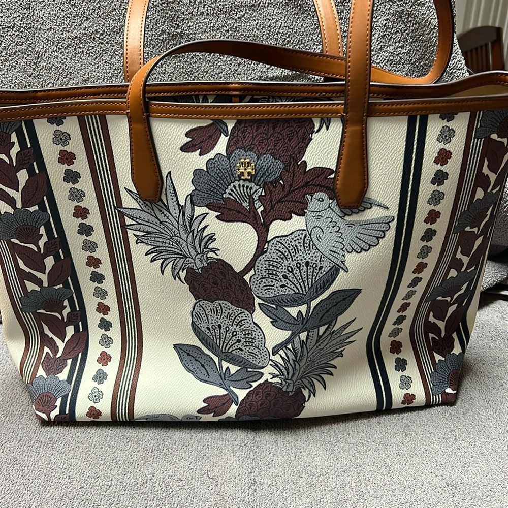 Tory Burch tote